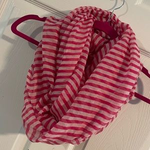 Like new maurices infinity scarf❣️